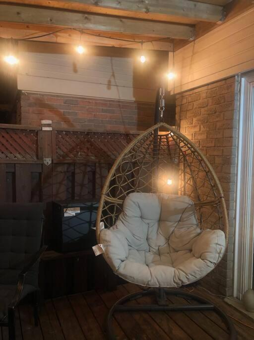 Big Oasis Studio Near Airport Yyz Hotel Toronto Eksteriør billede